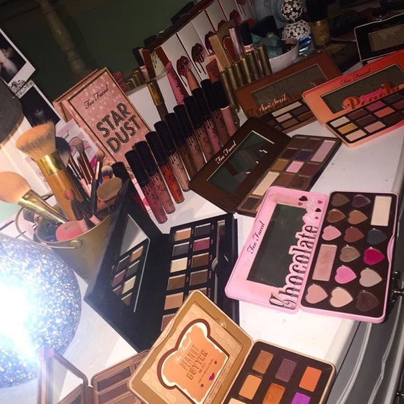 Meet your Posher, Iris - Picture 2 of 2